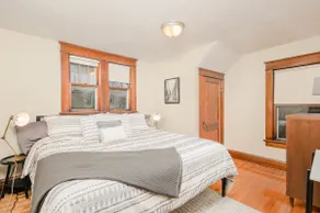 Charming Downtown Family Home with 3 Season Porch - Image 5