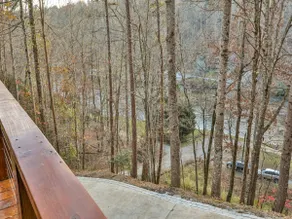 Riverview Hideaway by Mountain Oasis | Dog-Friendly Riverview Cabin in Coosawattee - Image 3
