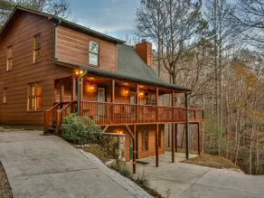 Riverview Hideaway by Mountain Oasis | Dog-Friendly Riverview Cabin in Coosawattee - Image 4