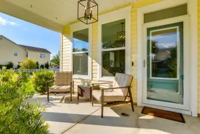 Coastal Home w/ Yard < 1 Mi to Old Town Bluffton! - Image 2