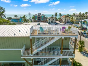 Family Tides – AMI Two-Unit Retreat w/ Pool, Rooftop Deck & Gulf/Bay Views - Image 2