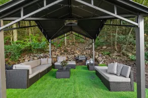 Near Hiking & Water Parks!*Wi-Fi*Fireplace*Patio* - Image 3
