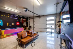 420Friendly_HotTub_12kGameArcade_WineBar_5Bed - Image 3