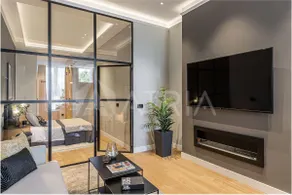 Boreal Apartments, Apartment with a queen bed and. - Image 5