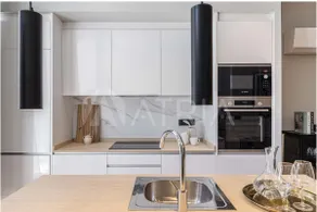 Boreal Apartments, Apartment with a queen bed and. - Image 3