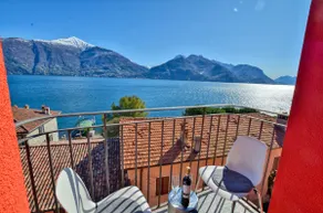 1-Bedroom Lake View Apartment Endless Summer - Image 2