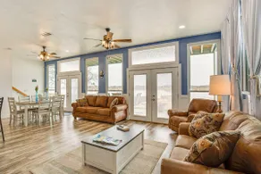 Hot Tub & Sauna: Lakefront Wichita Falls Home! - Image 5