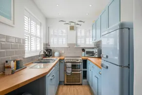 Perfect south facing cottage overlooking Mevagissey Harbour and across the bay. - Image 2