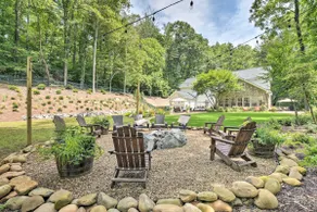 Butterfly Creek Columbus Estate on 3 Acres! - Image 2