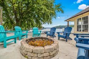 Sunset Lodge! - Waterfront House with Private Dock! - Image 4