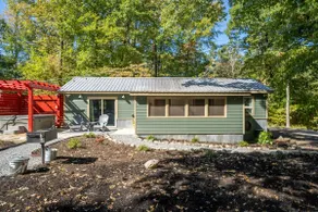 Waterfall Cabin Retreat w/Hot Tub-WiFi-Coffee Bar - Image 4
