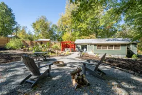 Waterfall Cabin Retreat w/Hot Tub-WiFi-Coffee Bar - Image 5