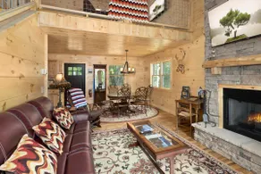 Beautiful Cabin in Peaceful Scenery - Image 5