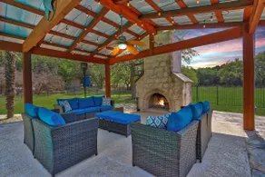 Driftwood Manor | 4BR, Swimming Pool - Image 2