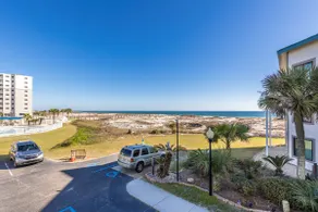 Ocean View Beachfront +In/Outdoor Pools + Sauna! - Image 2
