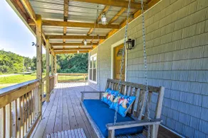 Peaceful Kansas Cottage w/ Wraparound Deck! - Image 3