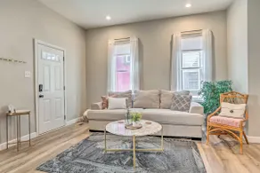 Quaint + Cozy Indianapolis Getaway w/ Yard! - Image 5