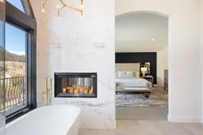 Chateau Evie James High End Luxury Home withPool Hot Tub Gameroom home - Image 5