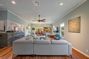 Entire Home! Fantastic Kitchen! 3 Full Baths - Image 3