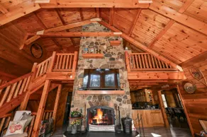 Cozy Kinsman Cabin in the woods w/Hot Tub - Image 2