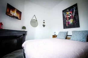 4-person apartment · Air conditioning, Jacuzzi & Terrace - Image 5