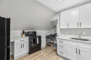 Cozy & Quiet Studio Flat in Historic Mount Clemens - Image 3