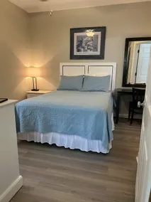 Cottage 13 at D&R Pelican Bay Resort - Image 2