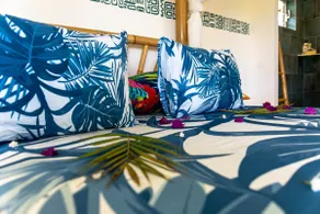 Romantic Bungalow with Sea View - Image 4