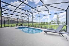 Piscine privée et avantages du complexe hôtelier : une maison à Davenport - Image 2