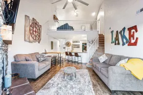 Penthouse Living In The Heart of the State Park - Image 3