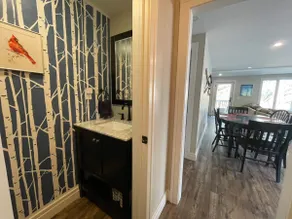 #1 EVL Creekview Townhome SKI BIKE GOLF & Hot Tub - Image 2