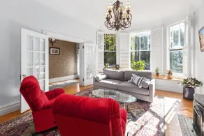 Gorgeous Victorian Flat - Image 2