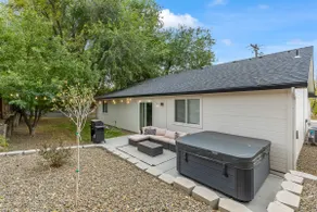 Nampa Greenbelt Retreat | Hot Tub | Walk to Indian Creek | Sleeps 10 - Image 4