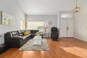 # Marbella Lane - 4BR Cozy home in SJ Pool - Image 5