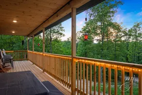 The OZ Oasis Cabin @ Buffalo River- Stunning Views - Image 2