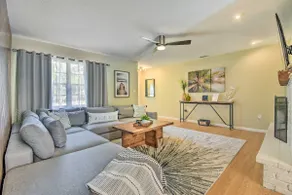 8 Mi to Beaches: Bradenton Home w/ Poolside Oasis! - Image 5