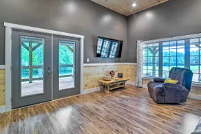 Secluded Brownsville Cabin w/ Deck & Fire Pit - Image 4