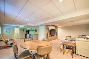 2 Mi to Dtwn! Beulah Family Home w/ Fireplace - Image 3