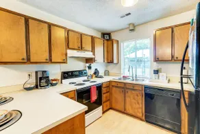 Uni City Villa: Near UNCC, Uptown, PNC +15% off! - Image 5