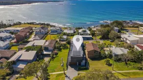 Echoes - Luxury Home Beach Views Walk to Cafes - Image 2