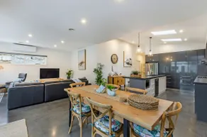 Dianas Place - Image 4