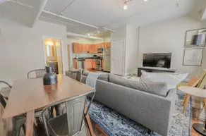 Gorgeous Boston 2BR | Financial District - Image 5