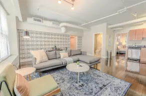 Gorgeous Boston 2BR | Financial District - Image 4