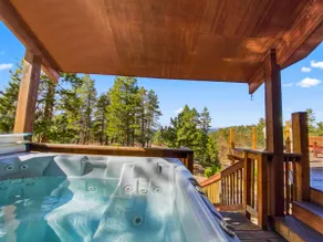 Lodge w/ Hot Tub, Pool Table & Mountain Views - Image 5