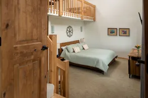 Lodge w/ Hot Tub, Pool Table & Mountain Views - Image 4