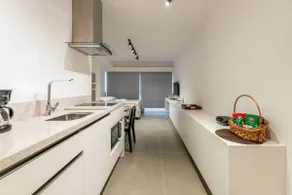 LIV - Apartment 710 - Image 3