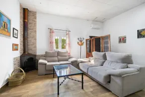 Gîte rural « Villa Pastrana » avec terrasse privée, Wi-Fi et climatisation - Image 4