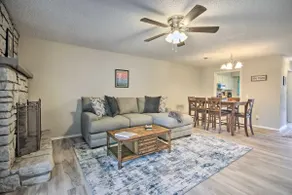 Chandler Ln Adventure Townhome at Bella Vista - Nearly on trail.. - Image 3
