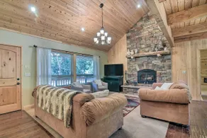 Duck Creek Village Cabin: Hike, Ski, & Bike! - Image 4