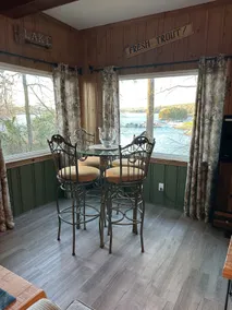 Waterfront Cottage, Fiery Sunsets - Image 3